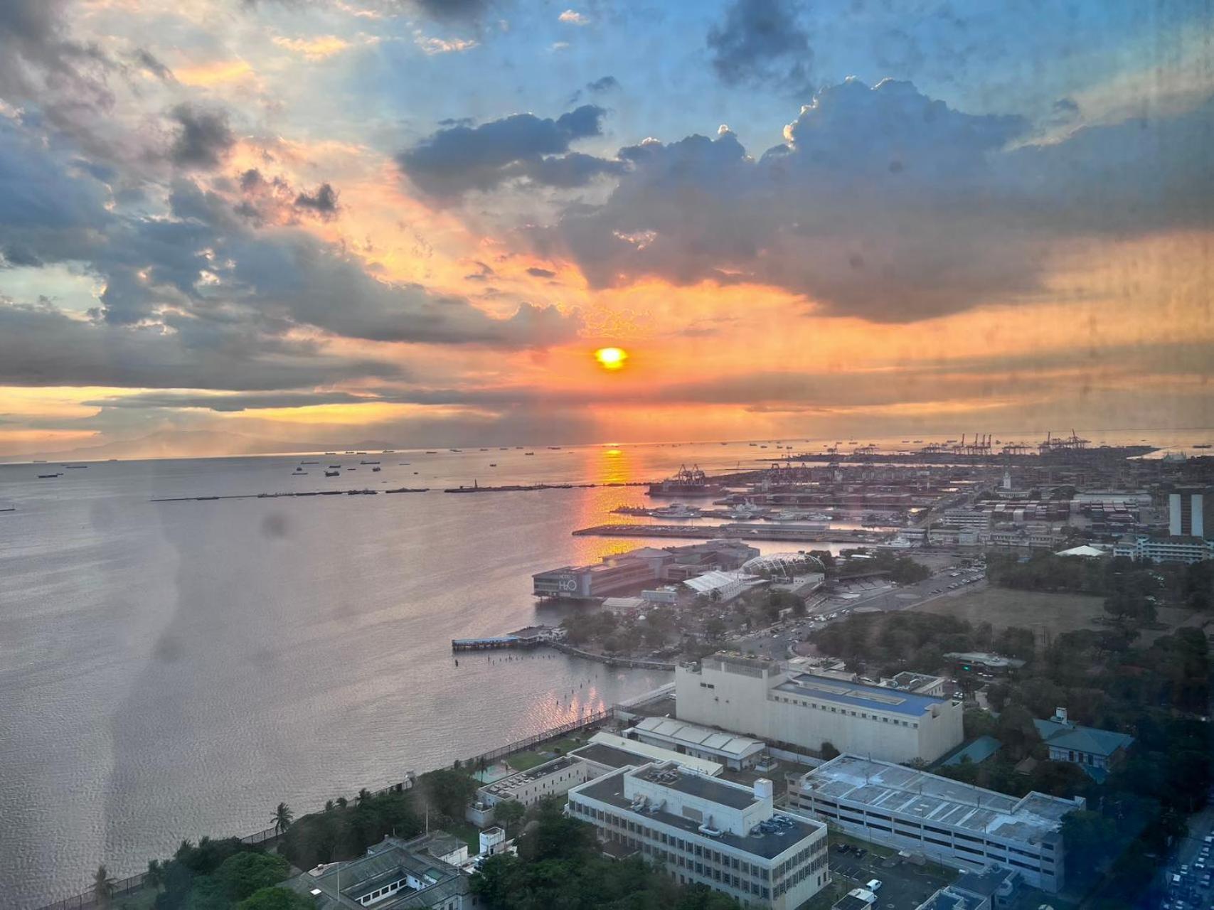Aparthotel Dreamy Sunset Bay Manila Exteriér fotografie